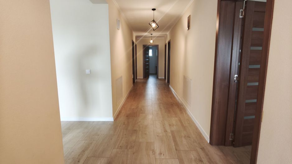 Individuala Parter Becicherecu Mic,4 Camere,2Bai,Panouri Fotovoltaice - Poză 3