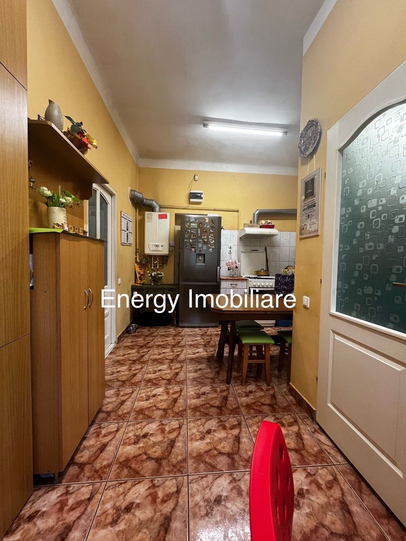 Apartament cu 3 camere, zona Bălcescu - Poză 8