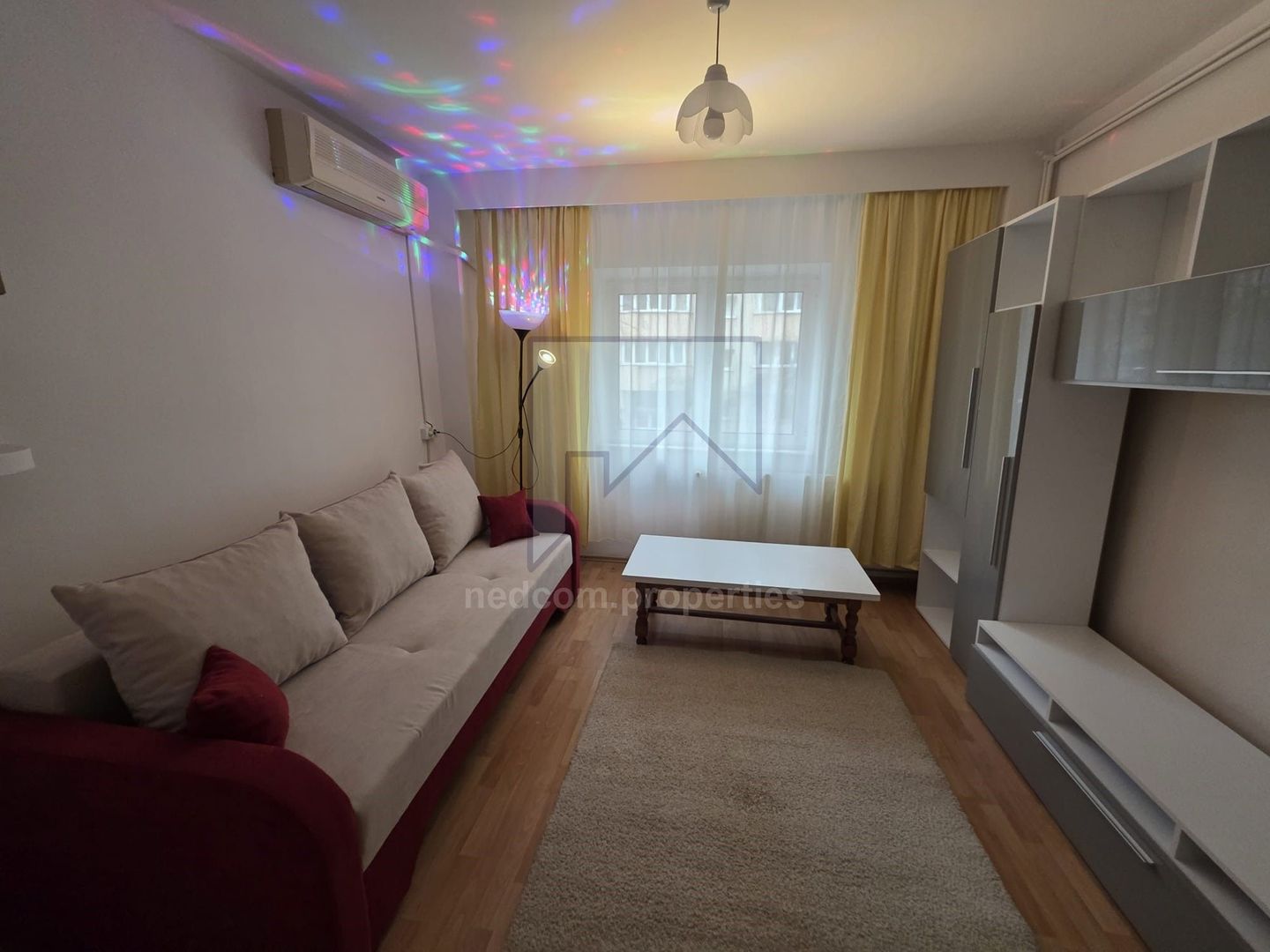 Inchiriere apartament 3 camere Nerva Traian - Parc Emil Garleanu - Poză 1