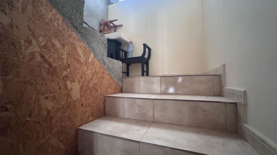 Casă de vânzare în Pucioasa! - Poză 18