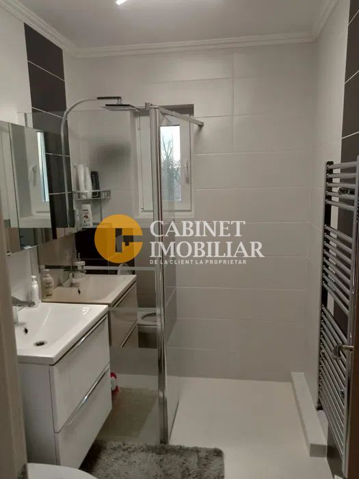 TATARASI - 2 CAMERE - RENOVAT COMPLET - PRIVELISTE PANORAMICA - Poză 8