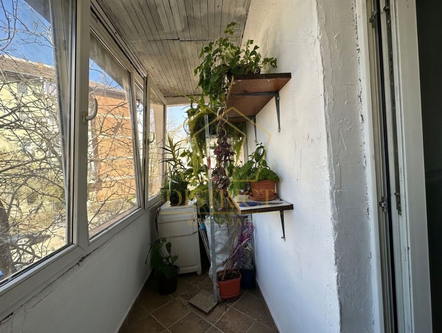 Apartament spatios cu 4 camere | Zona Sagului - Poză 15