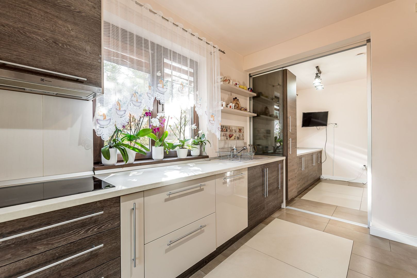 Casă SMART autonomă energetic, 4 dormitoare, Aradul Nou - Poză 6