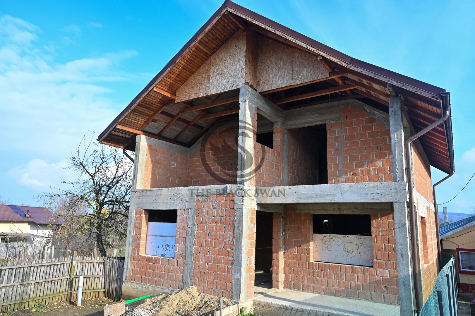 Casa la rosu de vanzare | Iordacheanu - Valea Cucului | Comision 0% - Poză 2