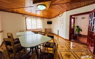 Pensiune in decor fermecator, loc de istorie si legenda, Moieciu de Jos, Bran - Poză 42