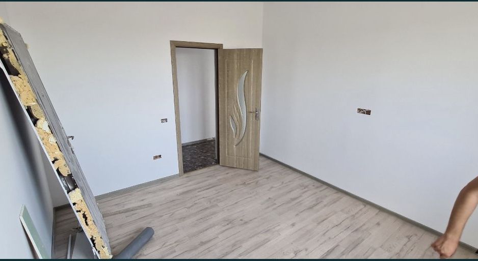 Apartament 2 camere,etaj 2, 59 mp,61000€ - Poză 2