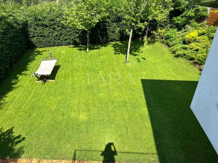 Casa moderna cu priveliste panoramică impresionanta - Poză 12