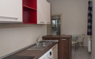 De Inchiriat | 2 Camere | Piata Victoriei - Centrala Proprie | Etaj 3 - Poză 4