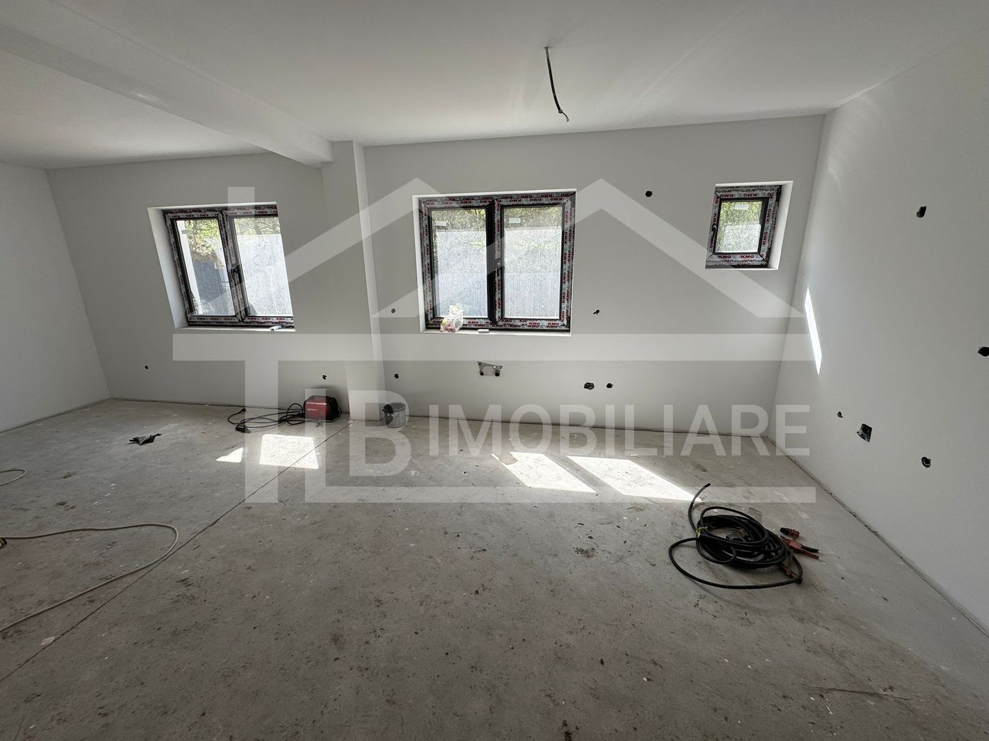 Casa cu 5 camere, 128mp, Zona Corunca - Poză 4