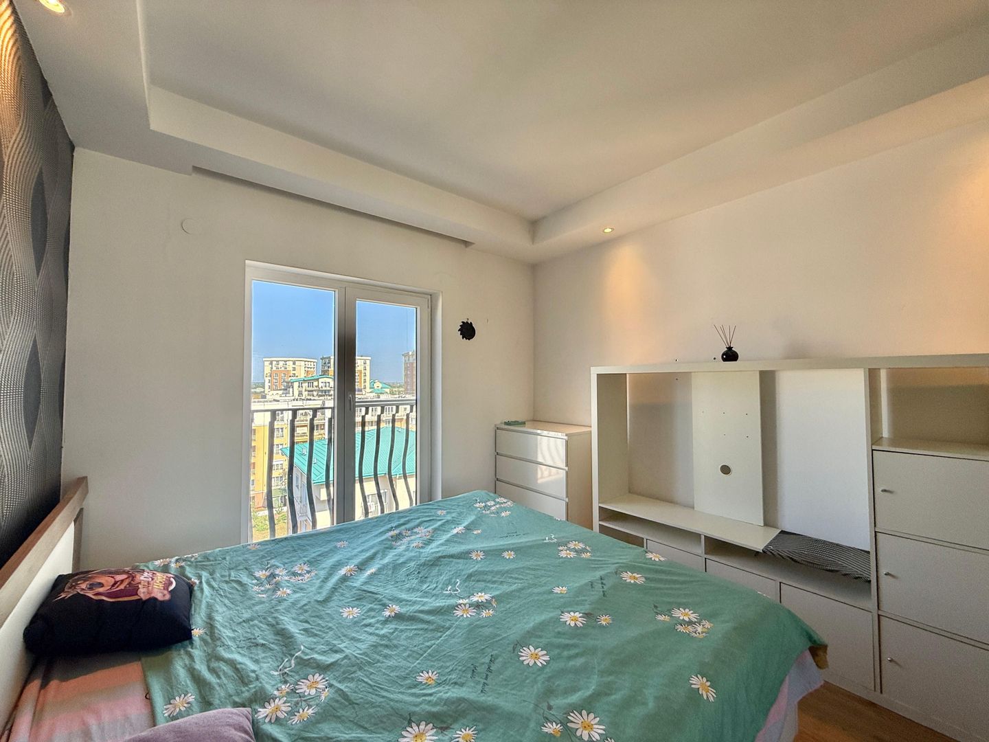 COSMOPOLIS - Apartament cu 2 camere, mobilat si utilat. - Poză 4