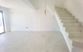 Casa insiruita cu 3 camere - Giroc - Poză 1