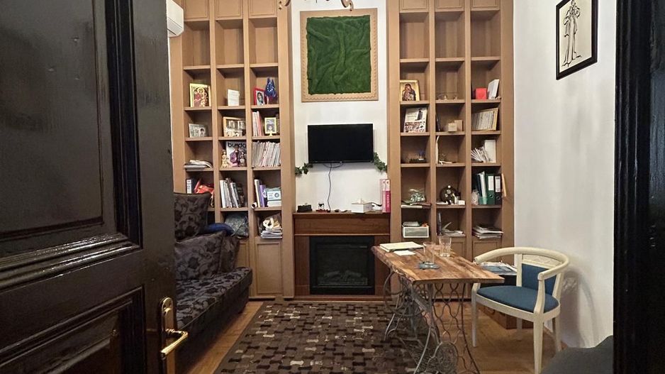 Se vinde apartament P+D in vilă interbelică, Str. Semicercului 10 - Poză 2