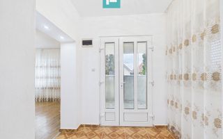 Casă complet modernizată, P+1 în Buteni, Arad - Poză 17