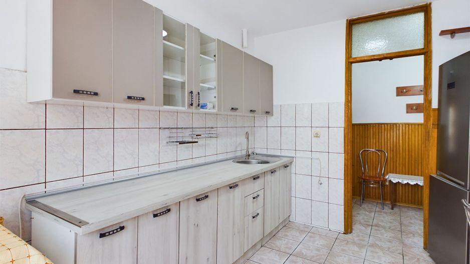 Apartament cu 3 camere- Aradul Nou - Poză 5