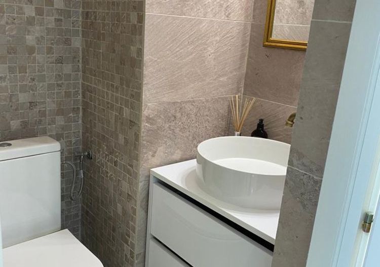 Inchiriez apartament zona Decebal - Poză 8