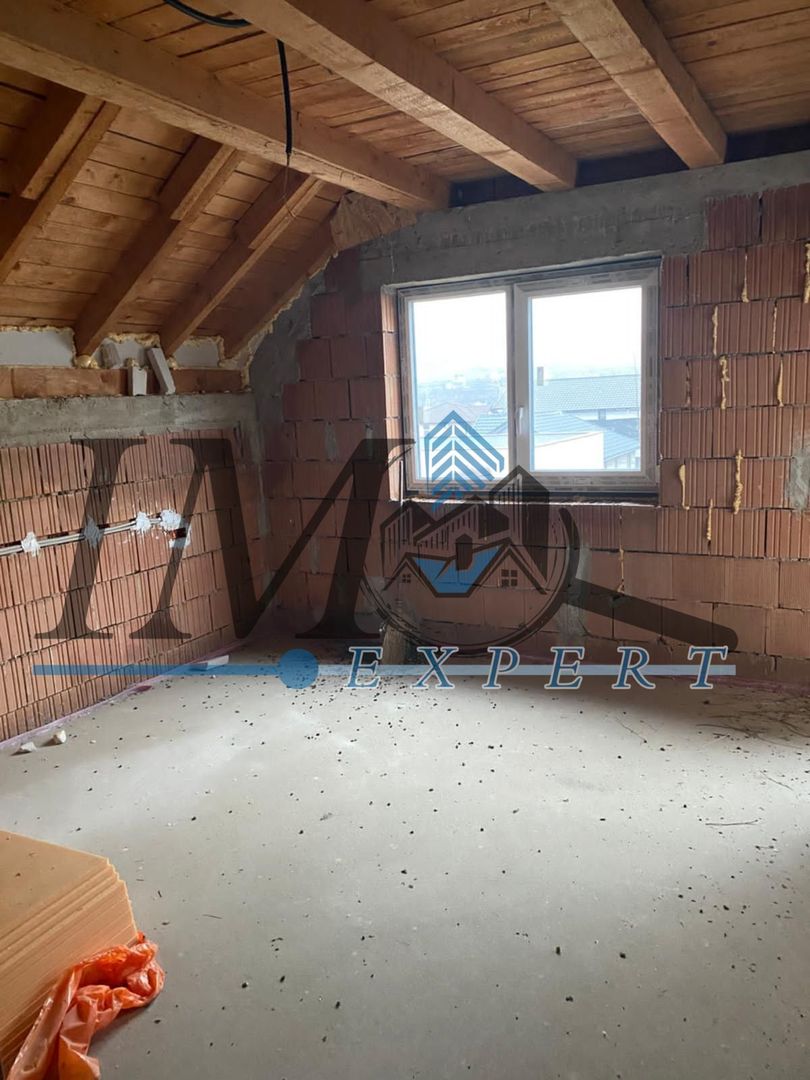 Casa de vanzare la rosu in Micesti - Poză 8