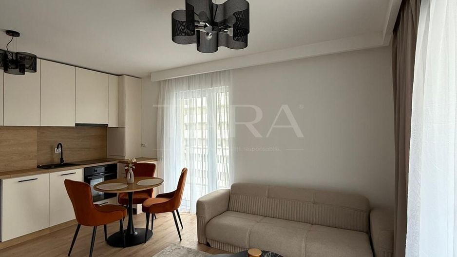 Apartament modern cu 3 camere și terasă generoasă – zona Eroilor. - Poză 3