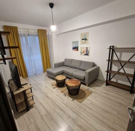 inchiriez apartament cu 2 camere, zona Grozavesti/Politehnica - Poză 1