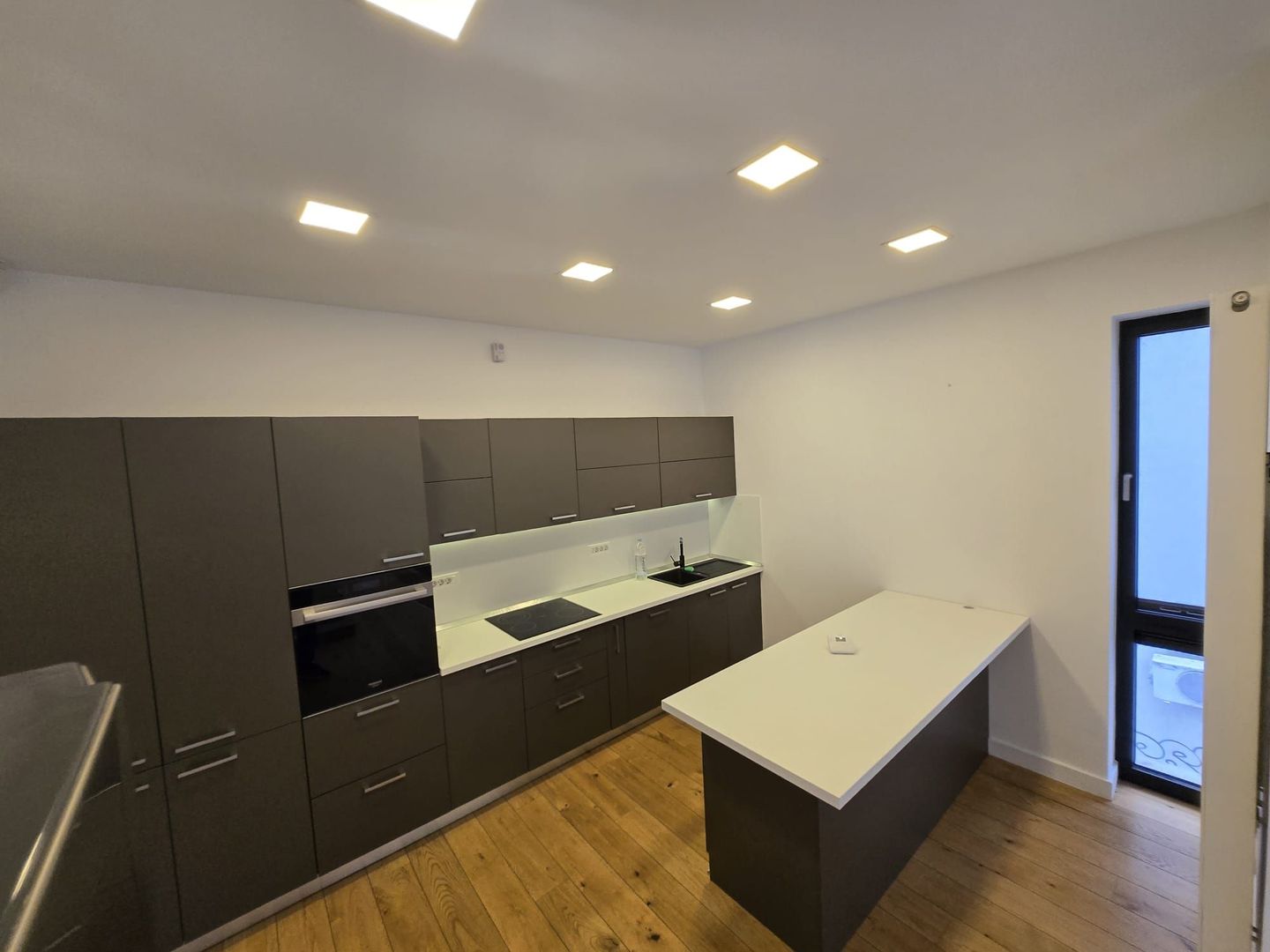 Floreasca Apartament 5 camere 3 Bai || Imobil boutique || Parcari Subterane 2 - Poză 31