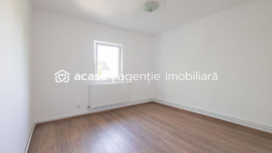 VANDUT! Apartament 1 camera - renovat - Parneava, Arad - COMISION 0 - Poză 2