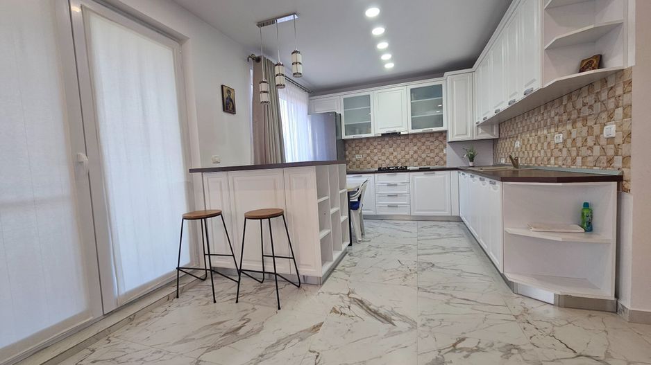 Casa de inchiriat cu  curte 500 metri Baneasa Aviatiei recent renovata - Poză 12