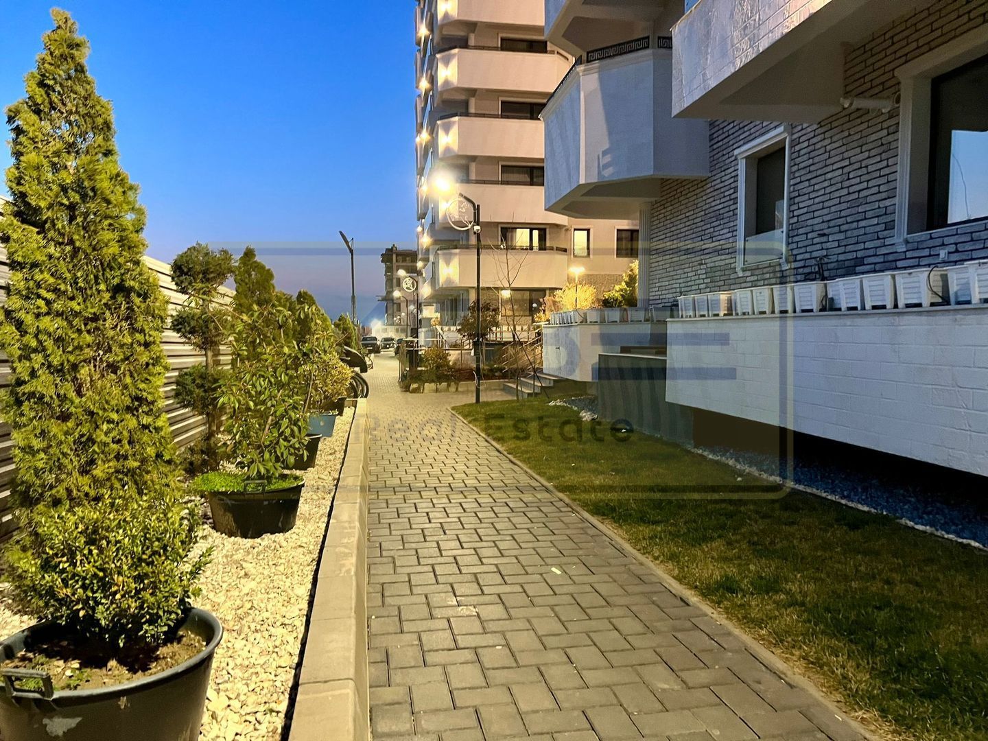 Apartament 2 camere + posibilitate 2 locuri parcare Copou - Royal Town - Poză 35