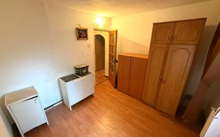 3 camere - parter - 55mp - centrala proprie - Craiovita - Materna - Poză 8