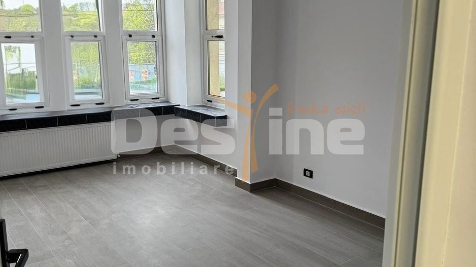 Spatiu comercial ultracentral, Ploiesti - Poză 2