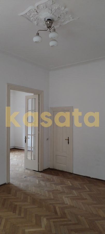 Vilă 4 camere | Floreasca | curte proprie | garaj - Poză 1