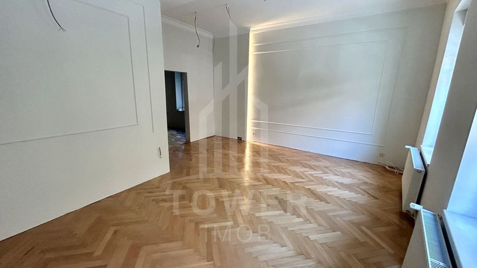 Apartament ULTRACENTRAL de vânzare - Poză 3
