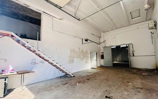 Hala Comerciala, depozitar de închiriat confectii zona accesbili oras - Poză 8