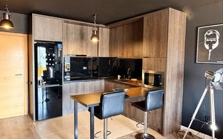 Apartament cu terasă 9 mp, parcare subterană, Iulius Mall. - Poză 3