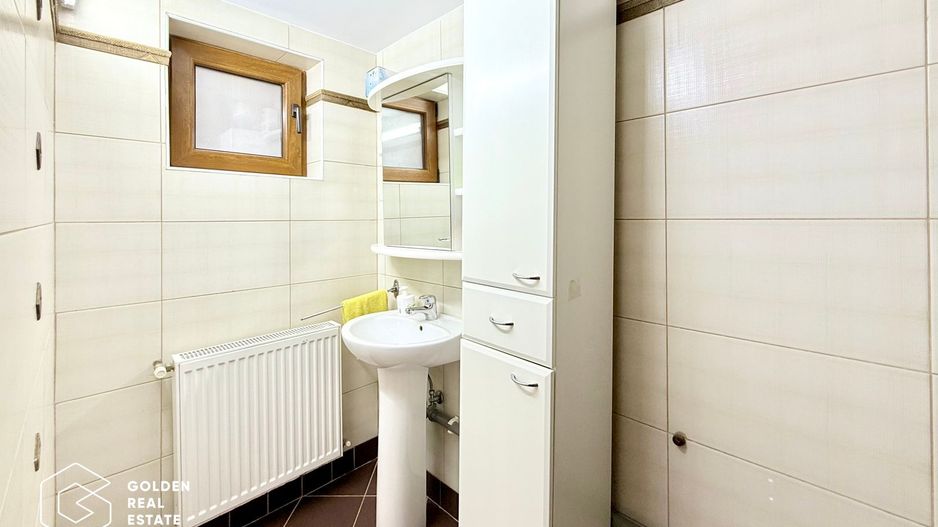 Vila de exceptie in Sinaia, mobilata, utilata, cu vedere superba - Poză 13