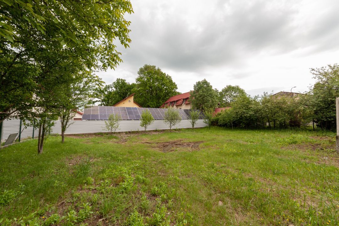 Teren Gavana locatie excelenta langa padure si facilitati cartier - Poză 12