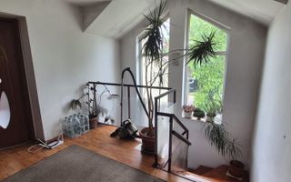 Casa individuala retrasa de la traficul cotidian - Poză 6