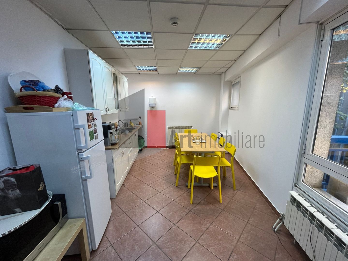 Spatiul "HOVY" in imobil exclusiv de birouri, 220 mp, 2 locuri parcare - Poză 12