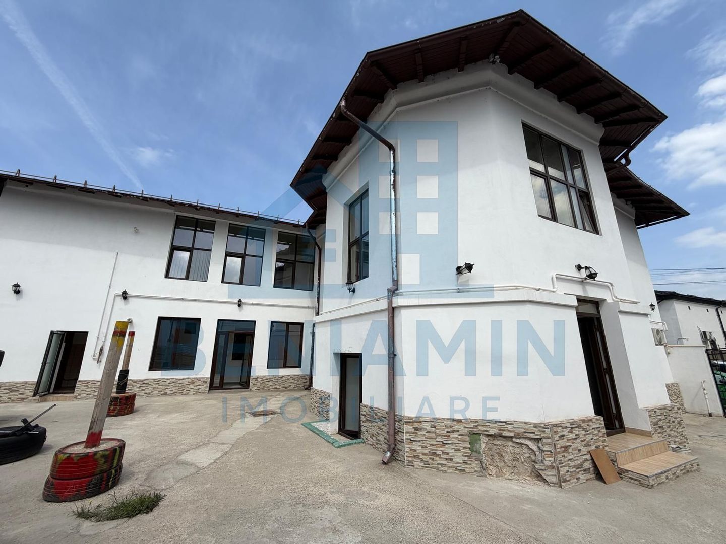 Spatiu generos D+P+1 - 414mp - pozitionare centrala - Green House - Poză 2