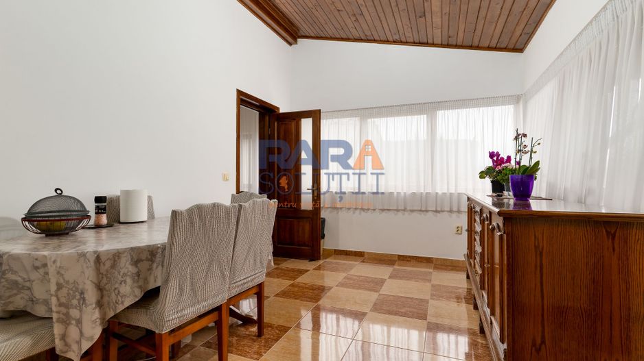 Casă 2013, teren 1366 mp, zonă centrală - Poză 9