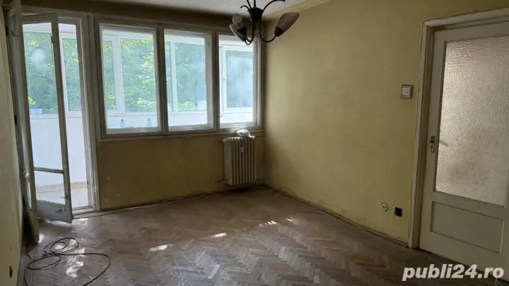 APARTAMENT PARC ZONA BASARABIA - Poză 2