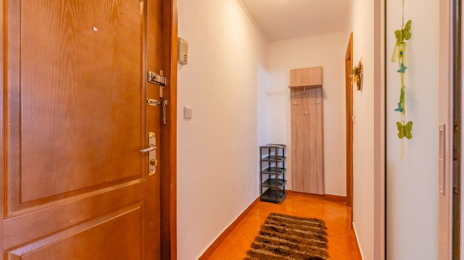 Garsonieră de 32 mp cu bucătărie separată, parter,  zona Piața Astra - Poză 4