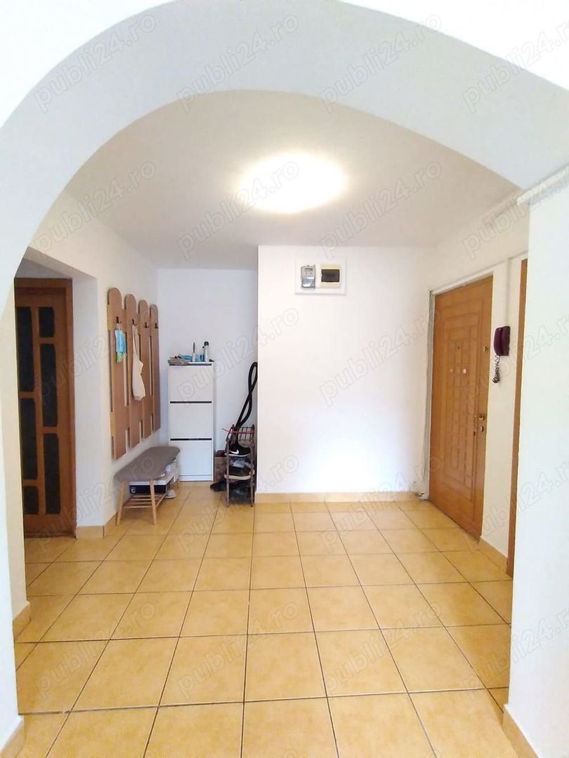 Vanzare apartament 3 camere Berceni , cu centrala proprie,renovat Comision 0% - Poză 8