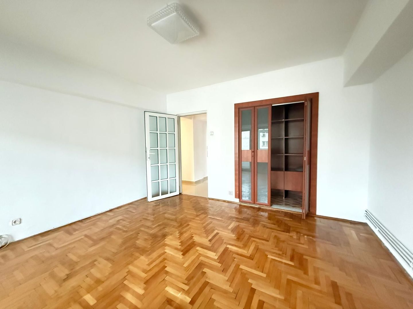 4 CAMERE BULEVARD DECEBAL ‖ CENTRALA TERMICA ‖ VEDERE MIXTA ‖ ETAJ INTERMEDIAR - Poză 3