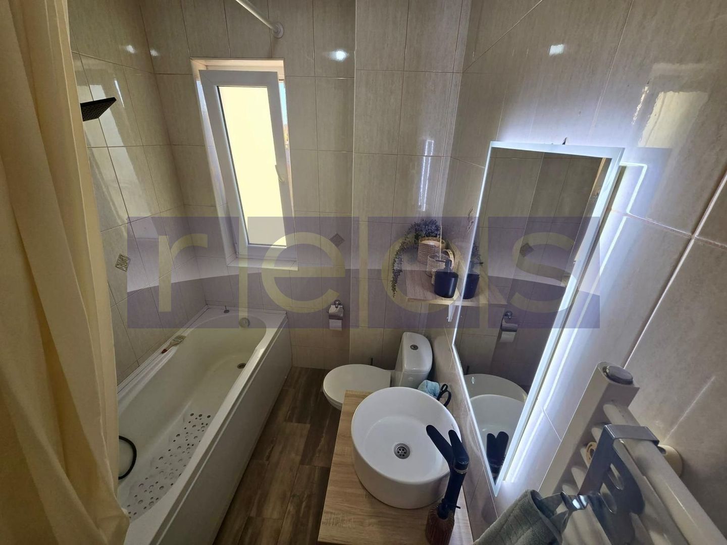 Apartament 3 camere bloc 2015 Andronache total renovat | Curte comuna - Poză 7