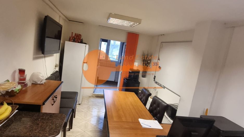 4 Camere Parter - Ideal Birouri-Centrala Proprie-Crangasi - Poză 1
