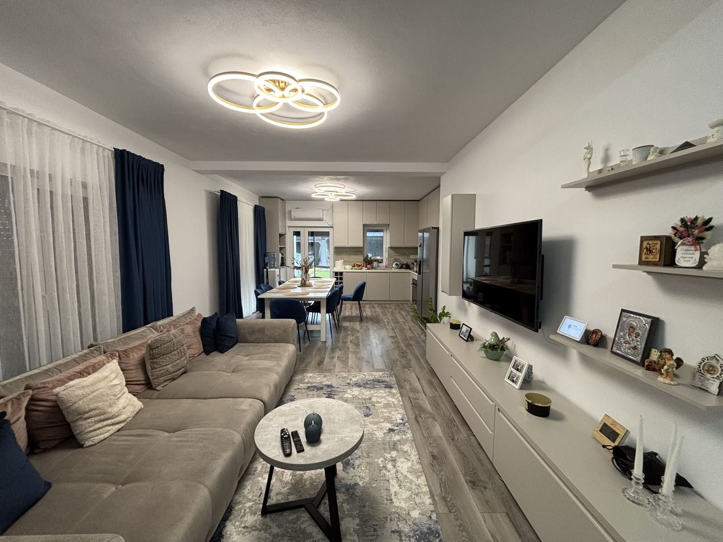 Lux și calitate la Sag - Poză 1