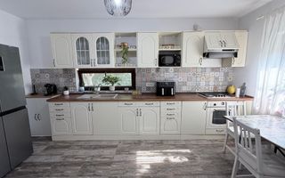 Casa Individuala - 4 camere - 2 bai - 326 mp teren - Poză 8