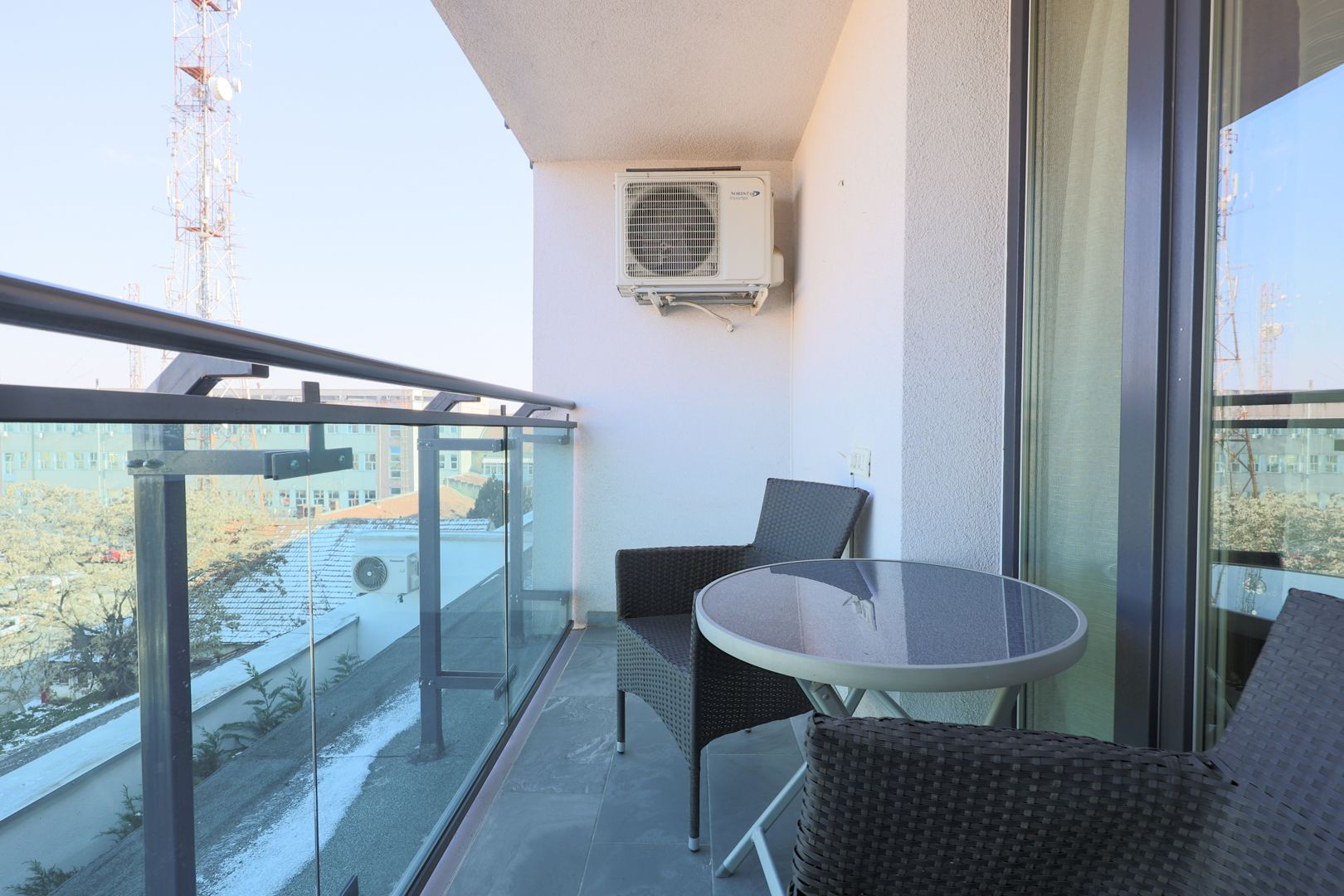 Locație exclusivistă! Apartament modern în Arad Plaza. - Poză 5