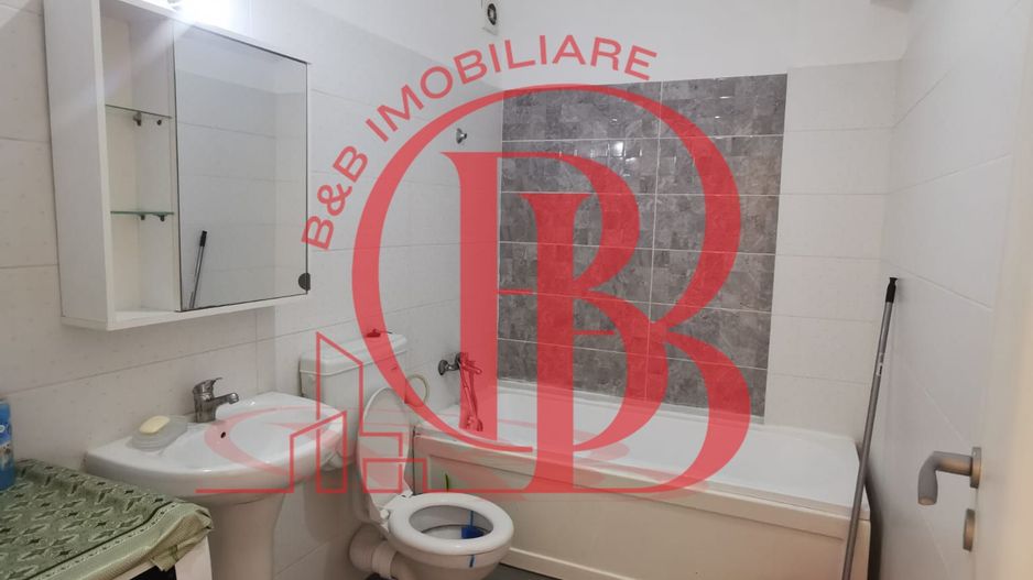 Garsoniera spatioasa mobilata si utilata - Poză 14