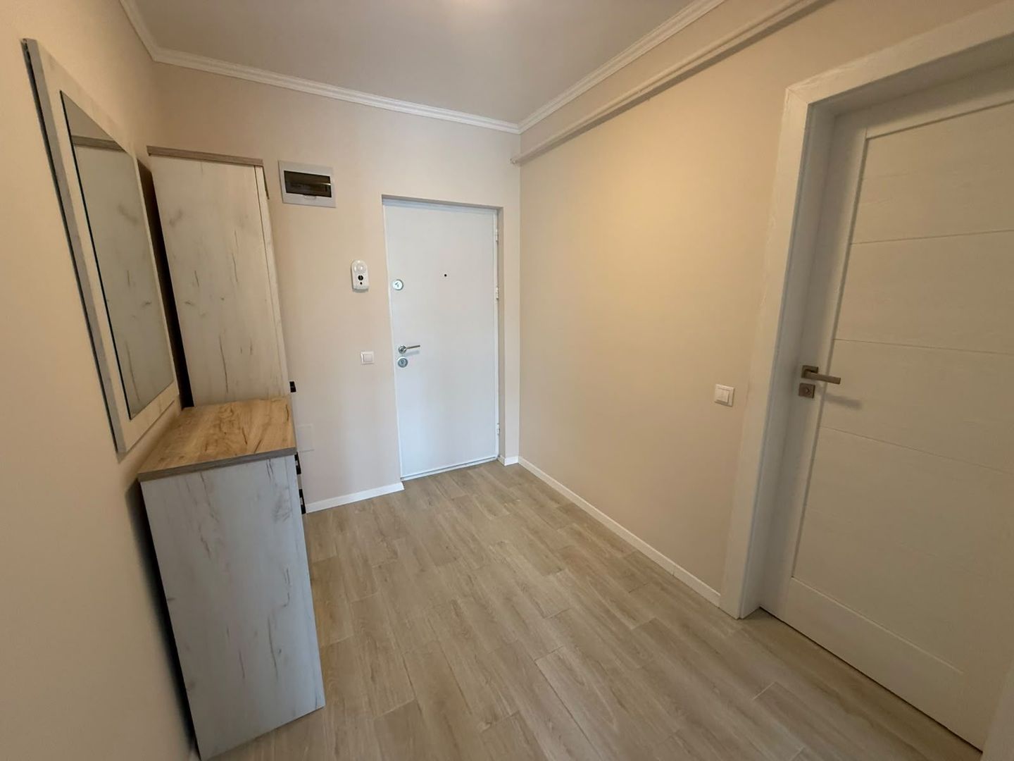 Apartament 2 camere decomandat - P. Brana, Selimbar - Poză 9