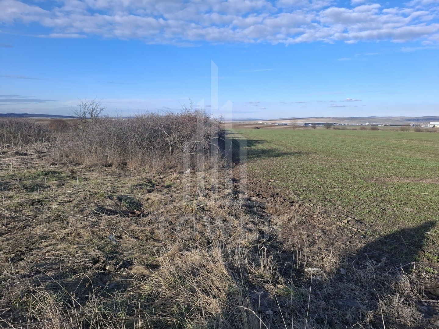 Teren Intravilan de Vânzare – 4300 mp – Cristian, zona Aeroport - Poză 2